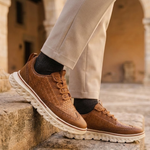 Rocío Ferrer | Elegant Urban Sneakers