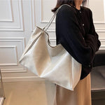 Patricia™ | Glossy Leather Bag