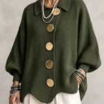 Isadora | Oversized cardigan with collar and large metal buttons